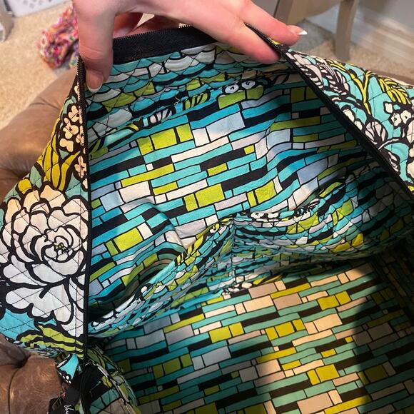 Vera Bradley blue flower tote with strap - Picture 5 of 9